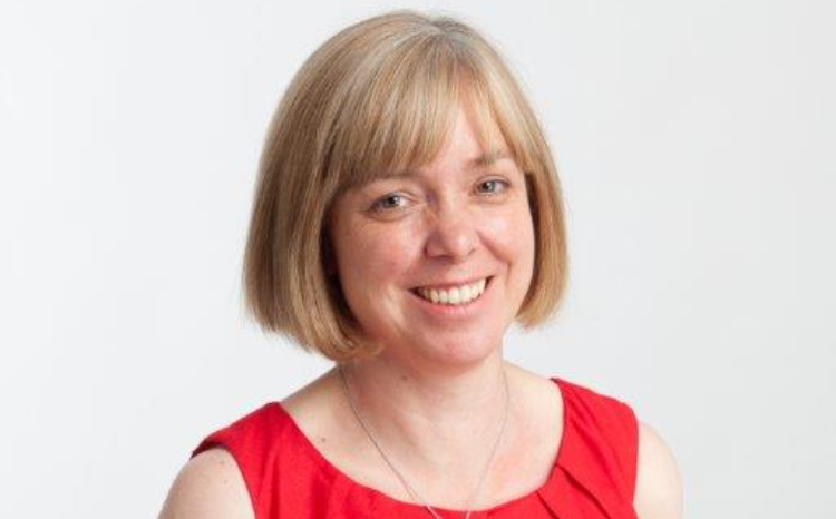 NHS AI and robot pilot to help detect lung cancer sooner